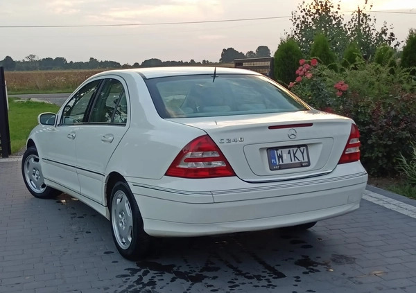 Mercedes-Benz Klasa C cena 19999 przebieg: 166000, rok produkcji 2005 z Świdnica małe 154